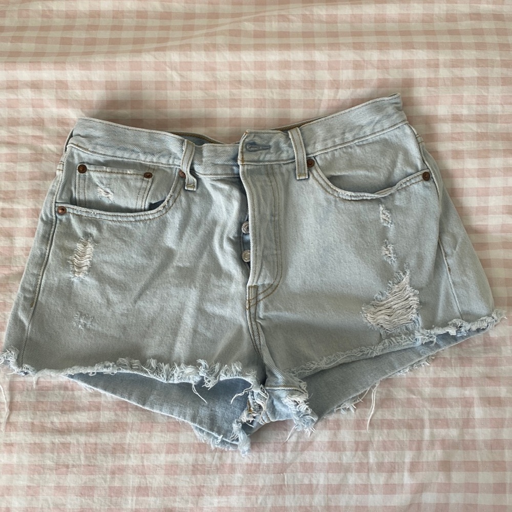 Levi’s Wedgie Fit Shorts size 30